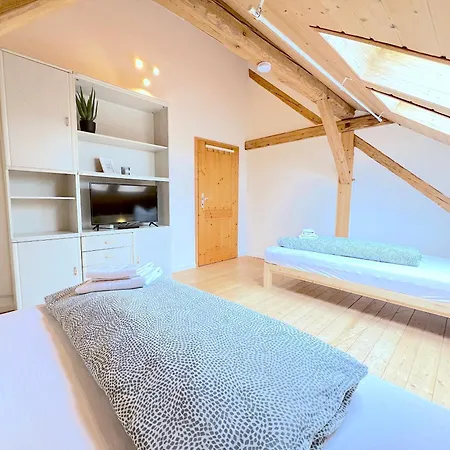 Iii 6 Personen - Monteurzimmer - - * Dingolfing