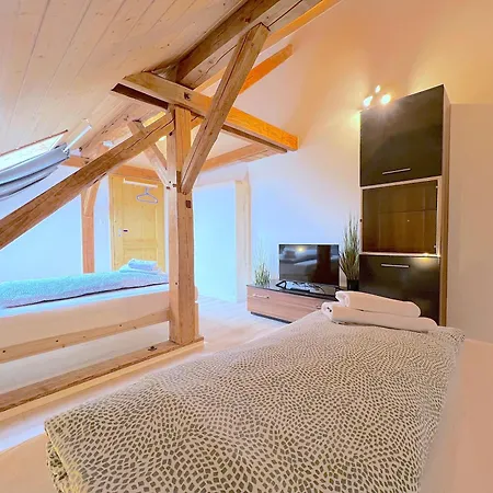 Iii 6 Personen - Monteurzimmer - - * Dingolfing