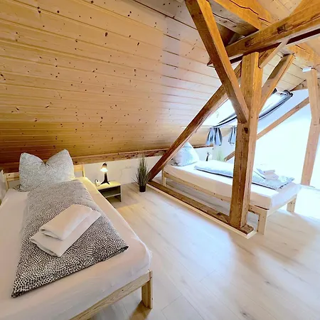 Iii 6 Personen - Monteurzimmer - - Appartement